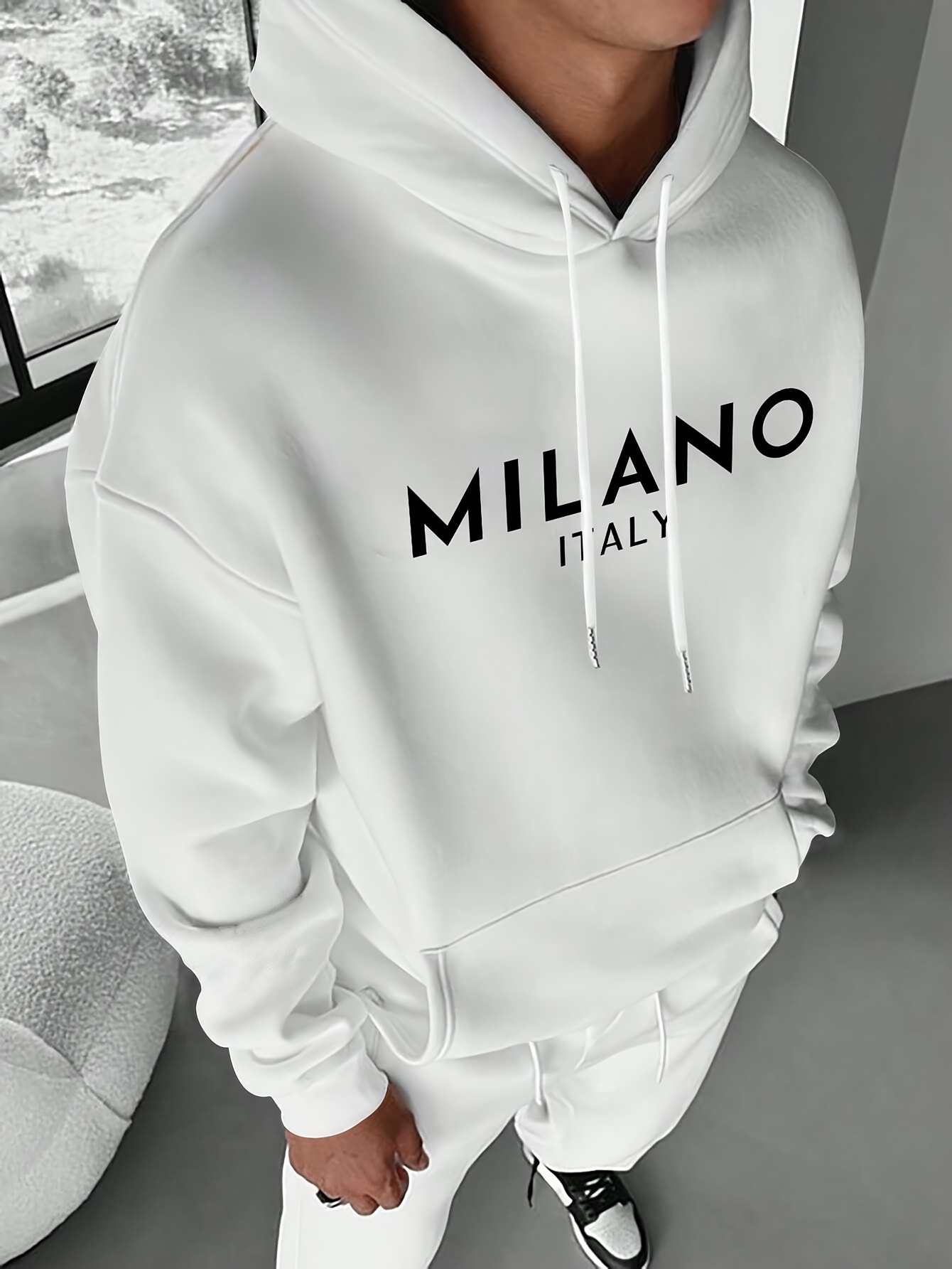 ミラノレター男性女性パーカープルオーバーアウトドアストリート - Street Fashion In Milan のレビューと価格