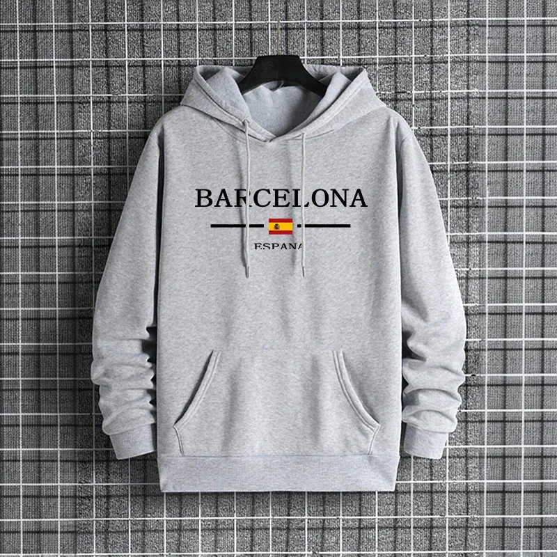 メンズ秋冬トレンドカジュアルストリートスタイルパーカー、バル - Street Fashion Barcelona のレビューと価格