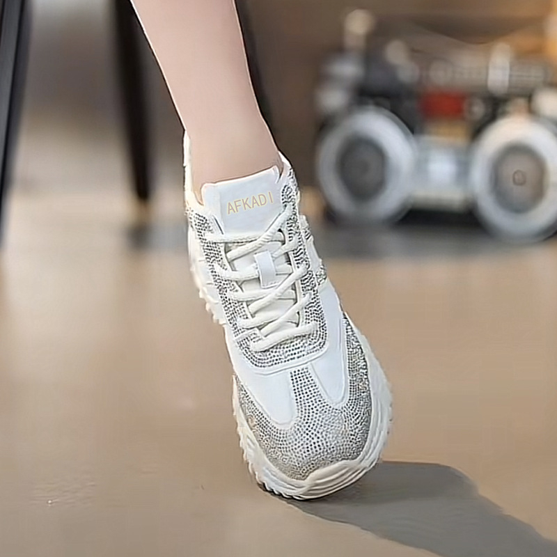 レディース バーガンディレッド ラインストーン プラットフォ - Street Fashion Shoes のレビューと価格